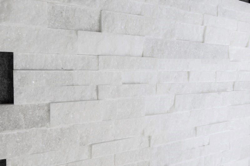 Crystal White Ledgestone H320 IMG_0714 E820